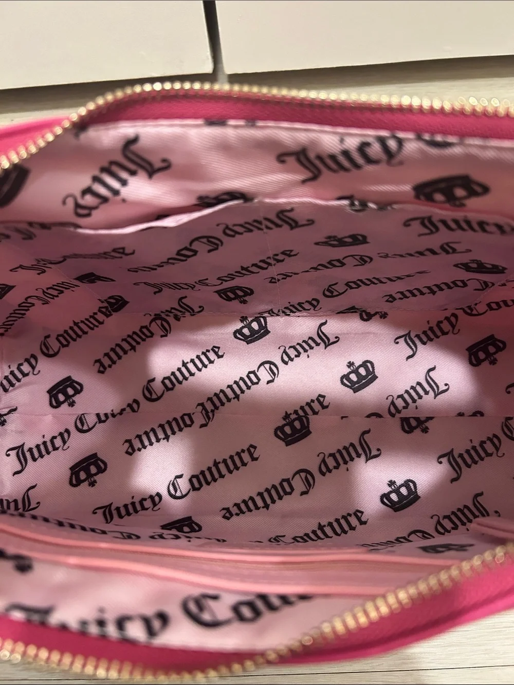 Juicy Couture Exclusive (NWT) Daisy for Juicy Hobo Bag